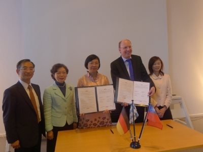 NCL and the Bavarian State Library in Germany Establish a Taiwan Resource Center for Chinese Studies