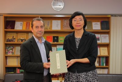 2013.08.23 Mr. Bruno Racine, President of the National Library of France, came to  visit the NCL