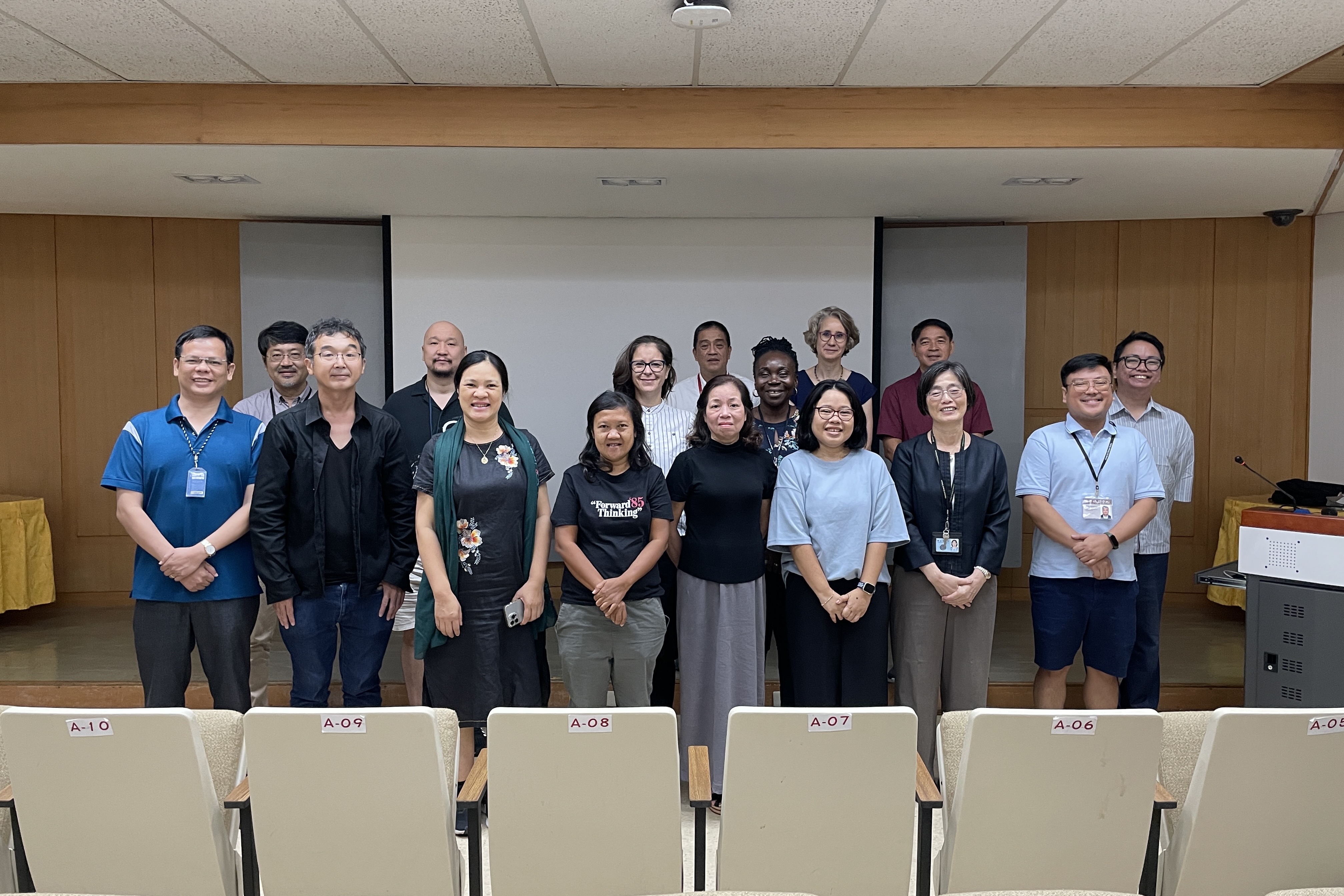 2025 Foreign Scholars Library Workshop (5) Library Resources & Services