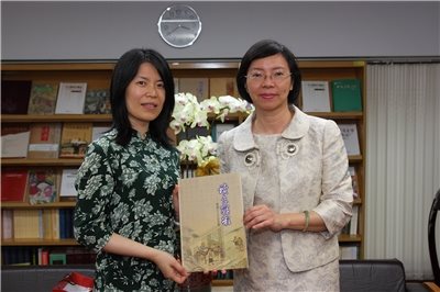 2012.07.03 Dr. Qiu Qi, Assistant Head of East Asia Library, Stanford University, visited the NCL.