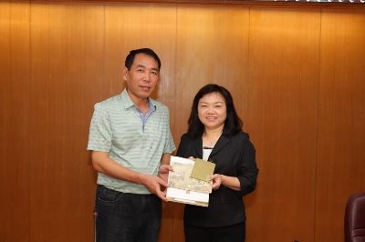 2012.09.19 A Mainland China delegation from the “Qingdao City Archive Association