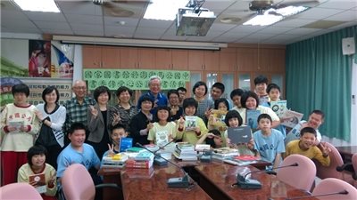 國家圖書館送書到澎湖縣馬公國中