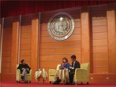 紐西蘭國寶級童書作家Joy Cowley情人節在國圖放閃