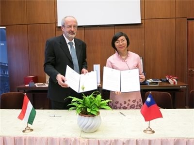 NCL and National Széchényi Library sign a Cooperation Agreement