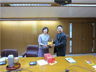 2011.11.25 A group from the Fujian-Taiwan Kinship Museum in China visited National Central Library