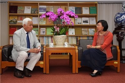 2012.05.21 國立蒙古大學校長圖木耳奧其爾教授參訪國家圖書館