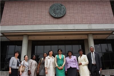 2012.06.13 The eldest Princess of Swaziland King visits the NCL