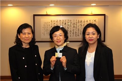 2009.11.12.Ms. Erika Ito, Japan's Institute of Developing Economics,visit NCL 