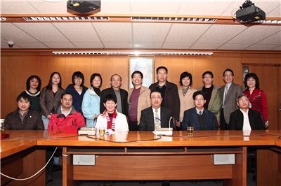 2009.12.30 中國大陸圖書館專業人士一行14人來訪