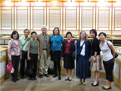 2014.11.08 President Carolyn Anthony of Public Library Association, together with other 9 companions, came to visit NCL