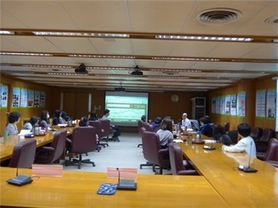 2015.04.16 Dr. Eivind Røssaak from the National Library of Norway gave a speech at the NCL