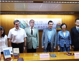 Dr. Sergei Tribunskii, Director of Association of higher education institutions of Samara region, leads a delegation to the NCL