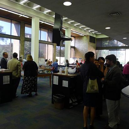 台灣書院於德大藝術圖書館的書展正式開始