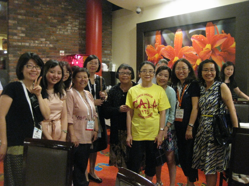 臺灣代表團於CALA餐會會場與CALA重要成員合影